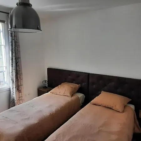 Closest To Disneyland Holiday home *